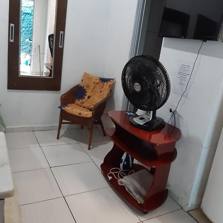 Kitnet Aconchegante Em Benfica Apartment Рио де Жанейро Стая снимка